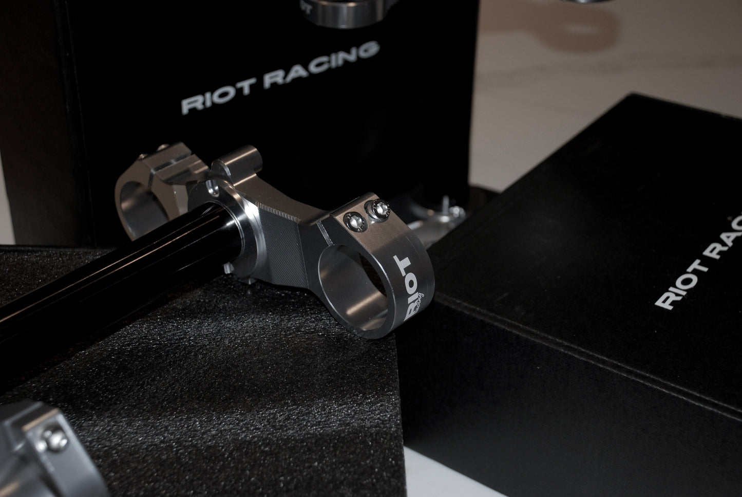 Riot Drop Crown (STOCK SURRON LBX FORKS)