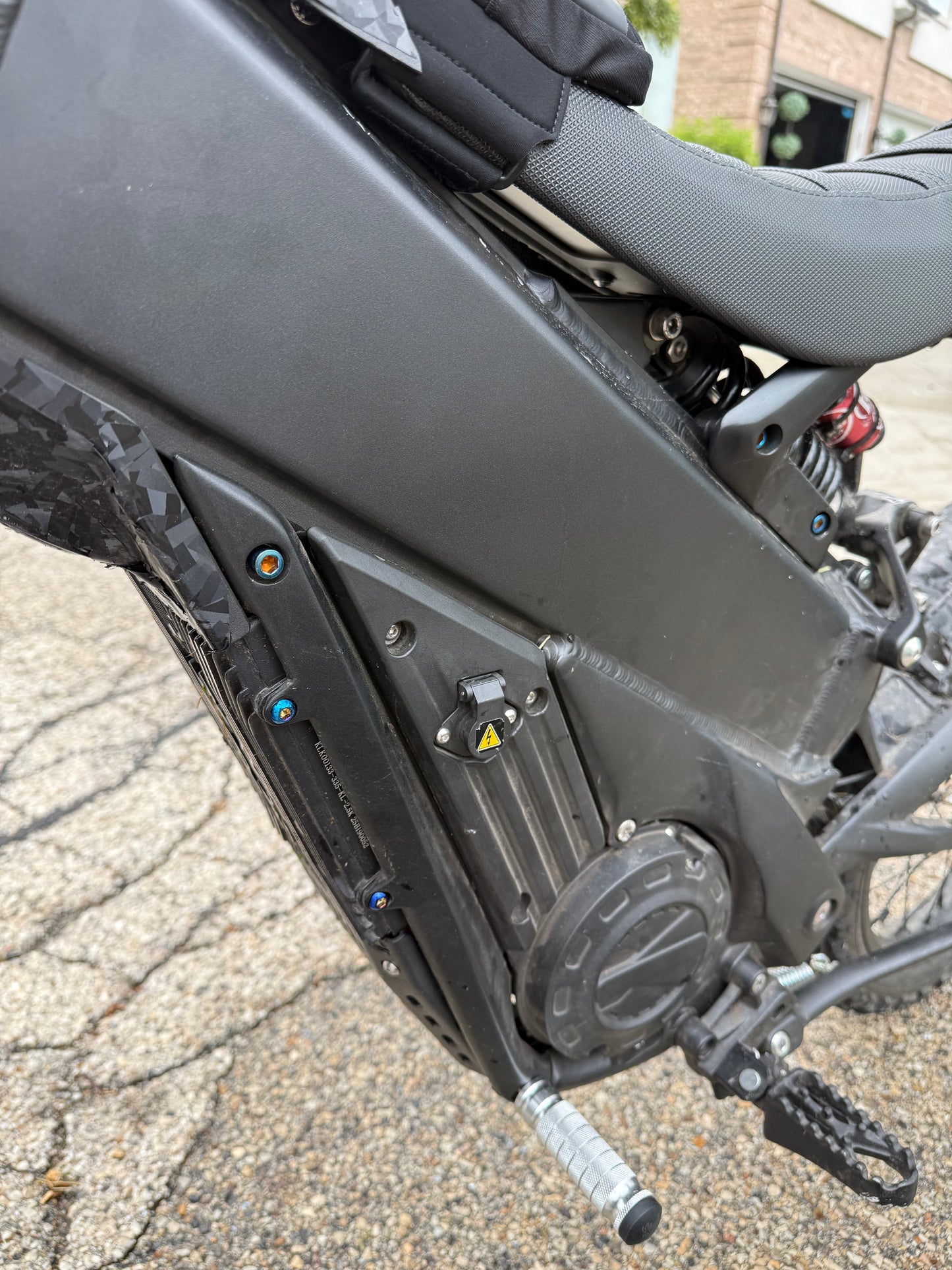 Controller Titanium Bolts